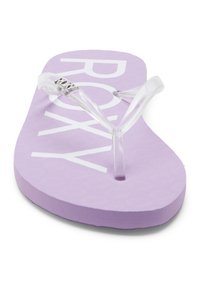 Violet flip-flop sandaali, jossa on teksturoitu pohja, kirkkaat TPU-vyöt ja hopeiset "Roxy"-brändäykset jalkapohjassa.