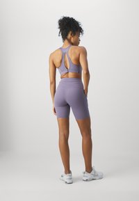 Nike Performance UNIVERSA SHORT - Punčochy - daybreak/black