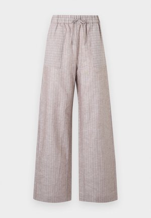 Pantalon large marron clair avec fines rayures blanches verticales, taille élastique, cordon de serrage et poches plaquées à l'avant.