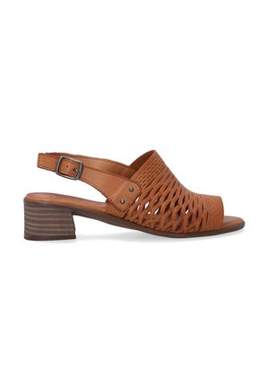Sandals - brown