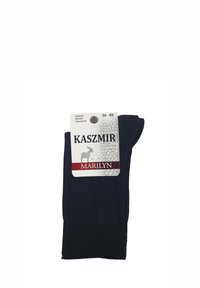 Czarne skarpetki z mieszanki kaszmiru o prążkowanej fakturze, oznaczone "KASZMIIR MARILYN", rozmiar 36-40, z białą i czerwoną metką z graficznym wzorem.