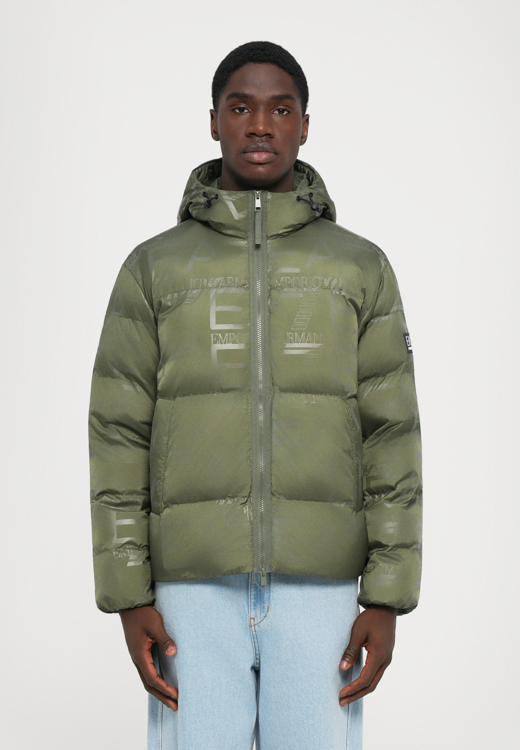 EA7 Emporio Armani MOUNTAIN HOODED JACKET LOGO REPEAT - Winter 