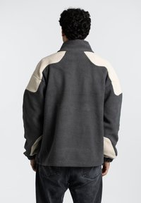 Pegador Giacca in pile - grey