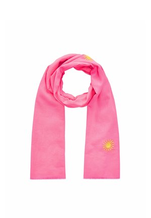 Rosa Schal mit zwei kleinen gelben Sonnenstickereien, als Schlaufe mit herabhängenden Enden auf weißem Hintergrund präsentiert.