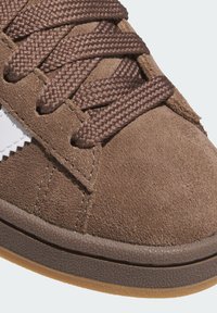 Thumbnail Image 9