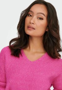 ONLY ONLCAMILLA V NECK - Pulóver - strawberry moon detail:melange