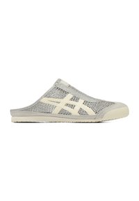 Grå slip-on mesh-sneaker med off-white striber og gummitåhætte, set fra siden på en hvid baggrund.