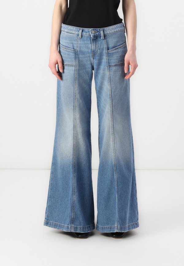 AKII - Wide Leg - 01