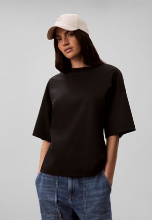 Calvin Klein Jeans, COTTON CINCHED WAIST T-SHIRT - Обикновена тениска - black