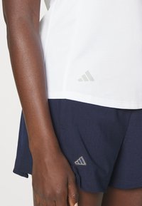 adidas Golf Fitness / Yoga - white