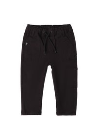 Schwarze Cargo-Hosen aus Baumwolle mit einem elastischen Bund, Kordelzug, mehreren Taschen und einem lässigen Design.