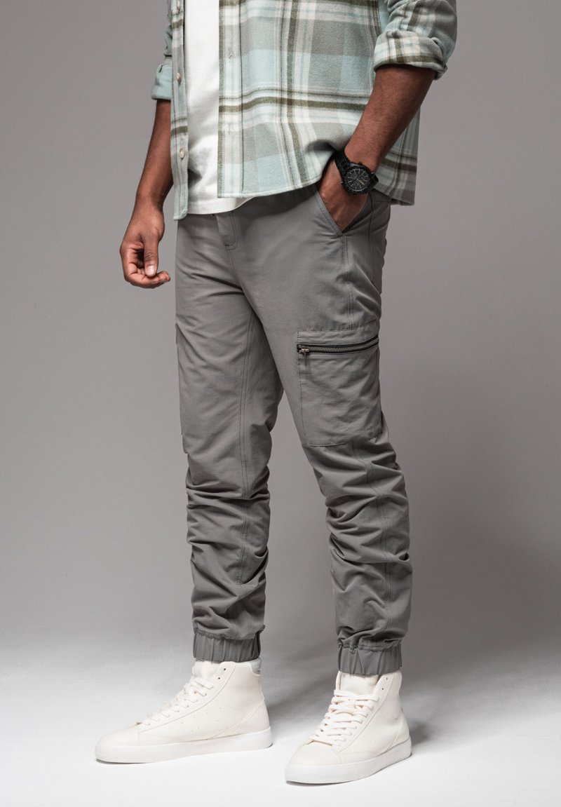 Ombre OM PAJO - Cargobroek - grey