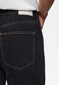 Mavi Flared-farkut - grey