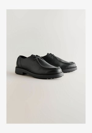 Schwarze Lederschuhe mit glatter Textur, runder Zehenform und gestickten Details. Sie verfügen über schwarze Gummisohlen und Schnürsenkel für einen sicheren Sitz.
