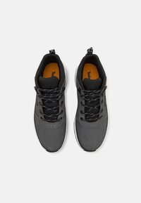 Timberland FIELD TREKKER - Sportbačiai - castlerock