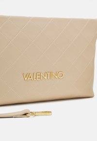 Valentino Bags NUR RE - Psaníčko - ecru