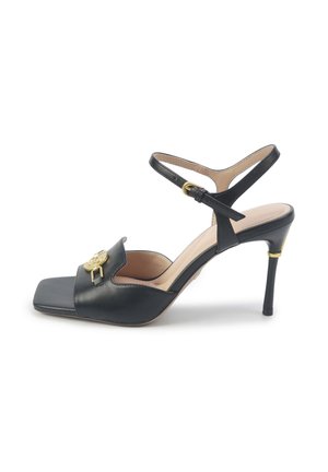 INGRIDA - Sandále - black