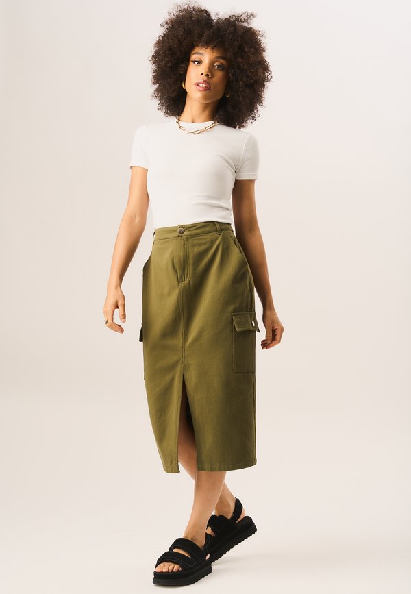 MIDI - Pencil skirt - khaki