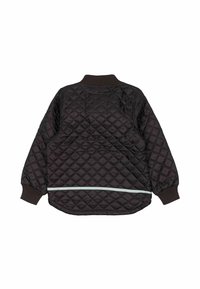 Chaqueta negra acolchada con cuello acanalado, mangas largas y una franja de acento en azul claro en el dobladillo. Presenta un patrón de diamantes en toda la prenda.