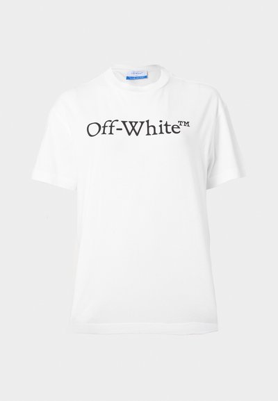 Valge puuvillane T-särk, millel on rinnal suur must "Off-White™" logo, lühikesed varrukad ja klassikaline ümmargune kaelus.