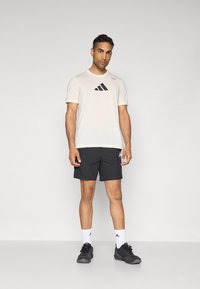 adidas Performance Sport T-shirt - chalk white