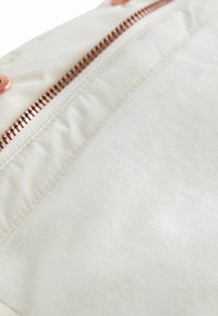 Next HOODED PUFFER - REGULAR FIT  - Wintermantel - white bows