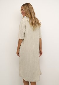 Thumbnail Image 3