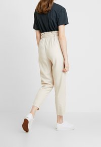 New Look Pantalon classique - stone