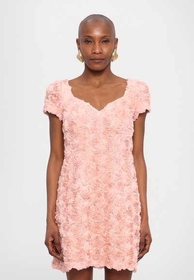 Ida Sjöstedt RUMI DRESS - Koktejlové šaty / šaty na párty - pink