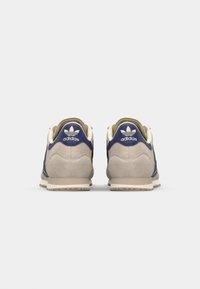 adidas Originals GALAXY OG UNISEX - Športni copati - alumina/dark blue/beige