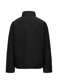 Chaqueta negra, ligera, con cuello, mangas largas y una tela suave y texturizada. Diseño minimalista sin patrones o adornos visibles.