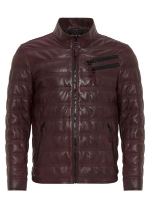 Veste en cuir marron foncé avec des panneaux cousus horizontalement, une fermeture éclair à l'avant, deux poches poitrine zippées et deux poches latérales zippées.