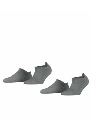 Graue Knöchelsocken mit glatter Textur, die ein niedrig geschnittenes Design und eine verstärkte Ferse aufweisen. Drei Paare aus verschiedenen Blickwinkeln dargestellt.