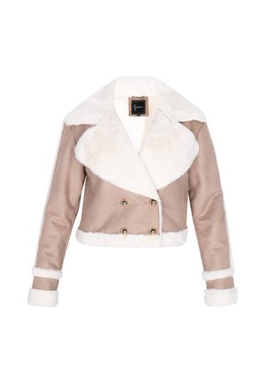 Braune Kunstsuede-gekürzte Jacke mit einem weißen Kunstfellkragen und -manschetten, mit einer doppelt gestuften Vorderseite und goldenen Knopfakzenten.