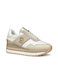 Sneakers con design in materiali misti bianco e beige, con un accento in suede testurizzato, colletto imbottito e un logo circolare marchiato.