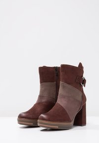 Marco Tozzi Botines de tacón - brown