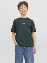 Jack & Jones Junior - JORVESTERBRO SS CREW NECK JNR - Apdrukāts T-krekls - magical forest Miniatūras attēls 1