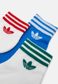 adidas Originals UNISEX 3 PACK  - Ponožky - bluebird/white