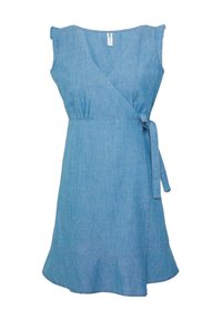 Jasnoniebieska sukienka kopertowa z denimu, z krótkimi falbaniastymi rękawami, wiązaniem w talii i rozkloszowanym dołem.