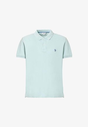 Polo shirt azzurro chiaro in cotone, con colletto classico, maniche corte, patta con tre bottoni e un piccolo logo blu navy sul petto.