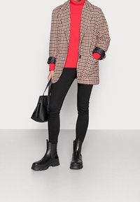 GAP Strickpullover - red