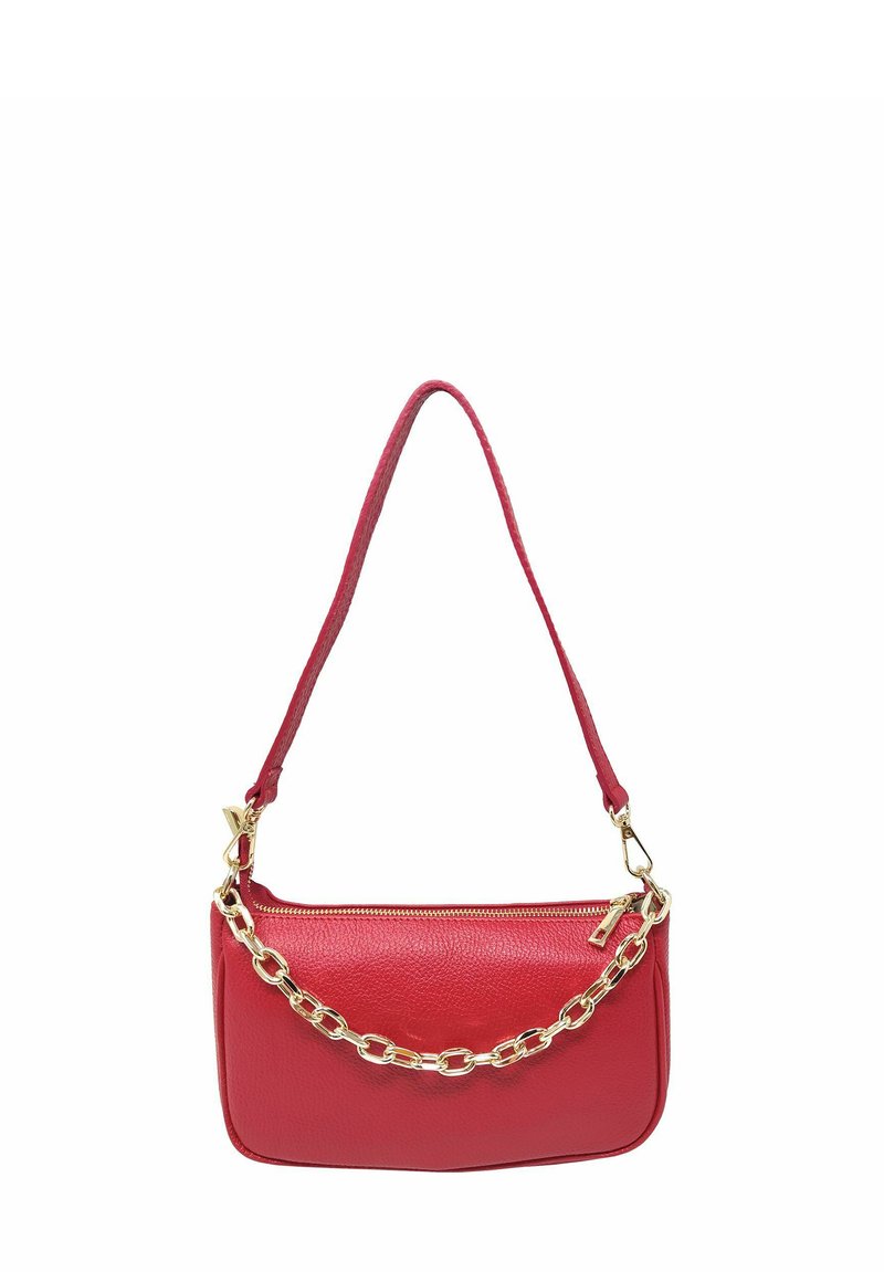 Czerwona skórzana torebka o strukturalnym kształcie. Posiada złoty akcent łańcuszka oraz odpinany pasek na ramię. Gładka tekstura i zamek błyskawiczny.