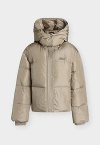 Избран, warm sand