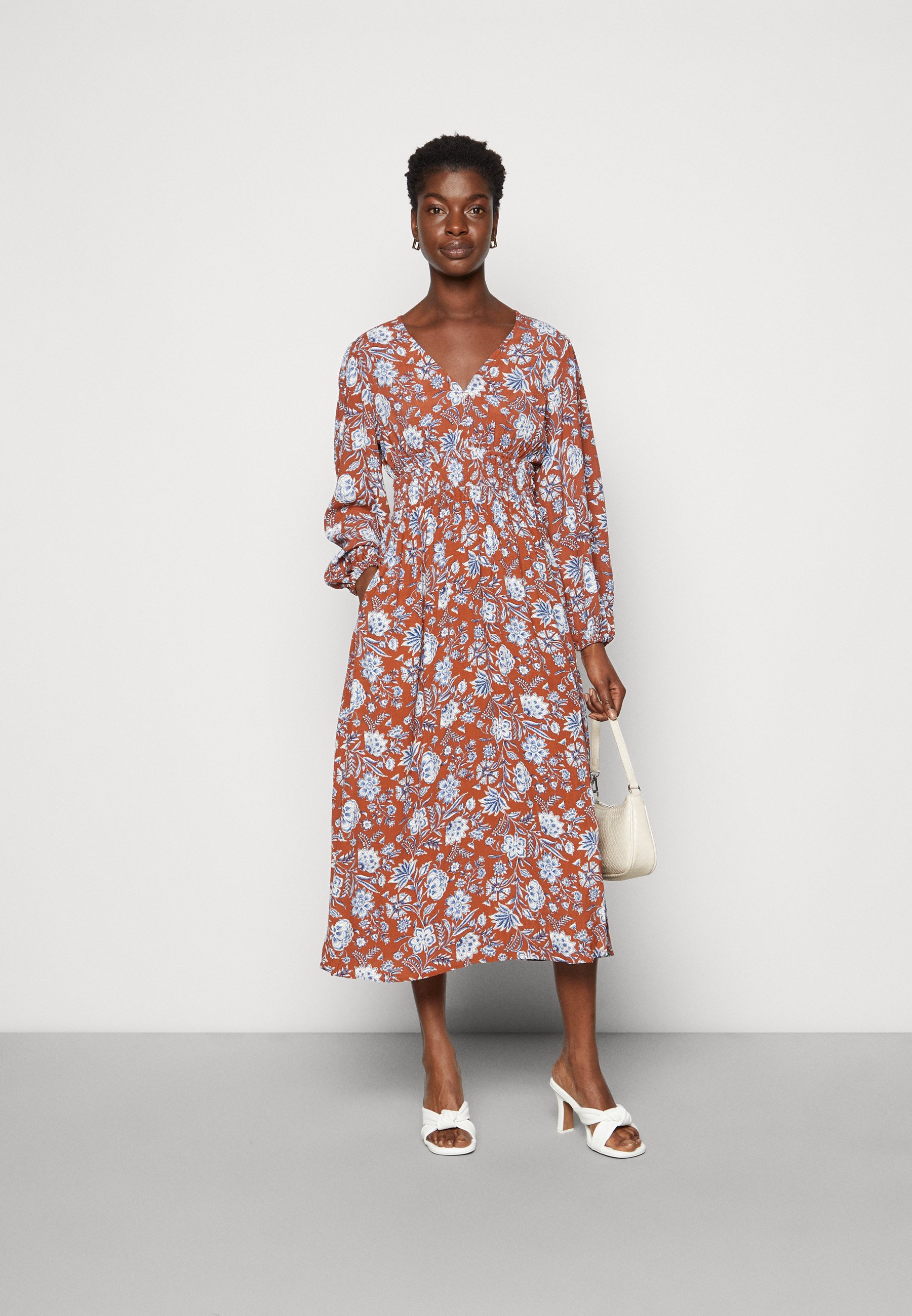 GAP SMOCKED MAXI - Day dress - brown 