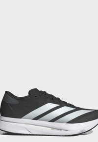 Schwarz-weißer Adidas Laufschuh mit drei weißen Streifen, schwarzen Schnürsenkeln und einer weißen Sohle mit "Lightstrike Pro" Branding.