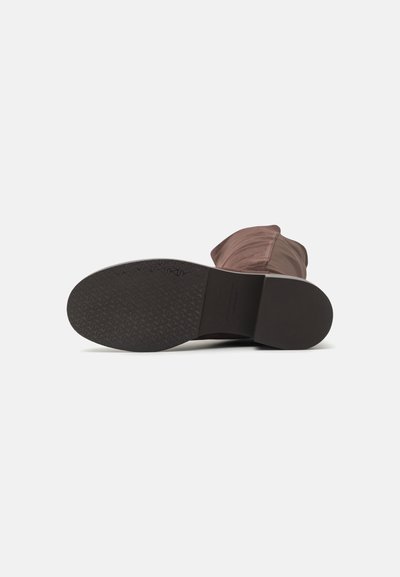 Stuart Weitzman BOLD BOOT - Stivali sopra il ginocchio - dark brown