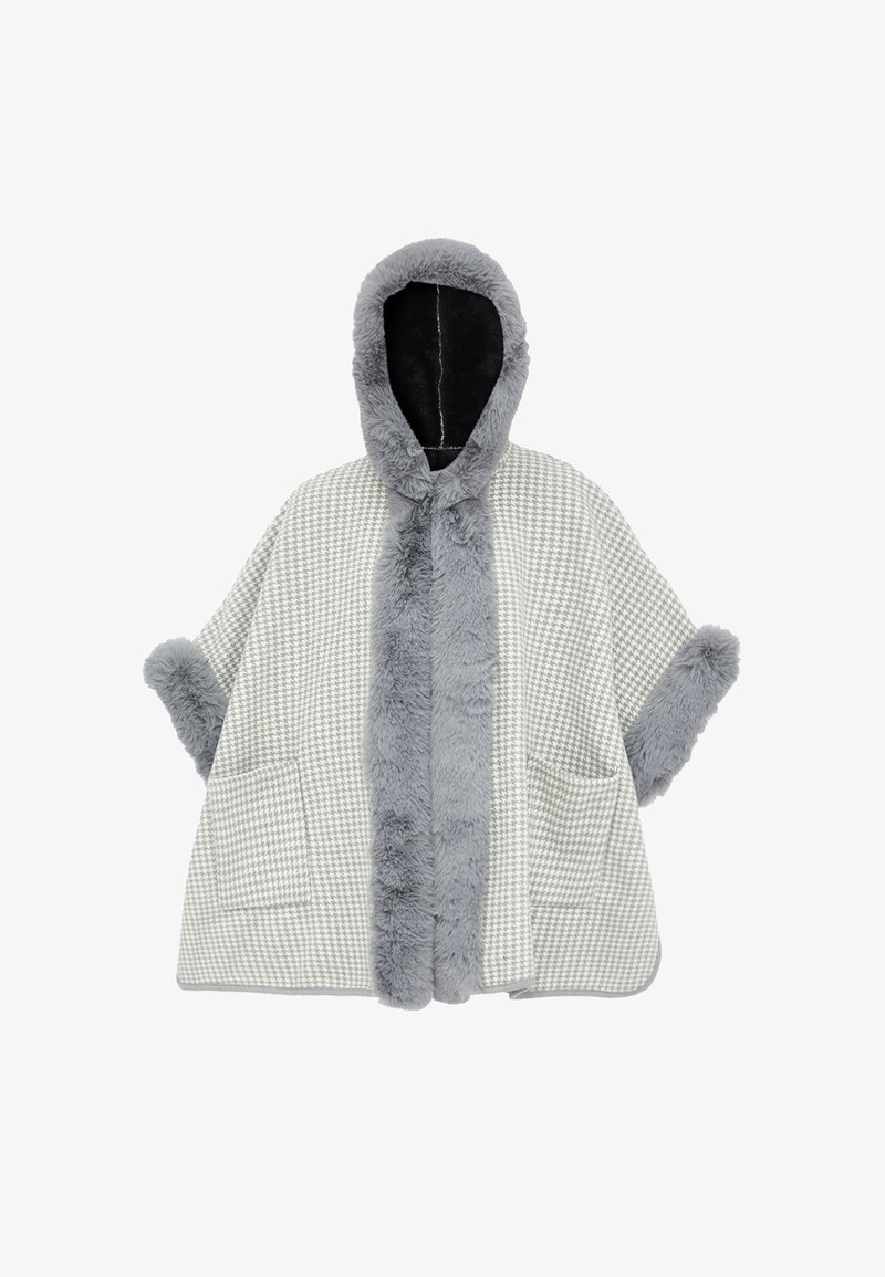 Poncho w deseń w zębatkę w odcieniach szaro-białych, z kapturem i wykończeniem z sztucznego futra, wyposażony w dwie przednie kieszenie i szerokie rękawy.