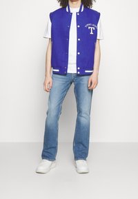 Tommy Jeans Džíny Bootcut - blue denim