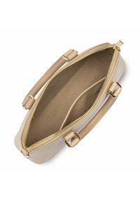 Borsa a mano in pelle beige con zip e accessori dorati, dotata di un ampio interno e manici doppi per il trasporto.