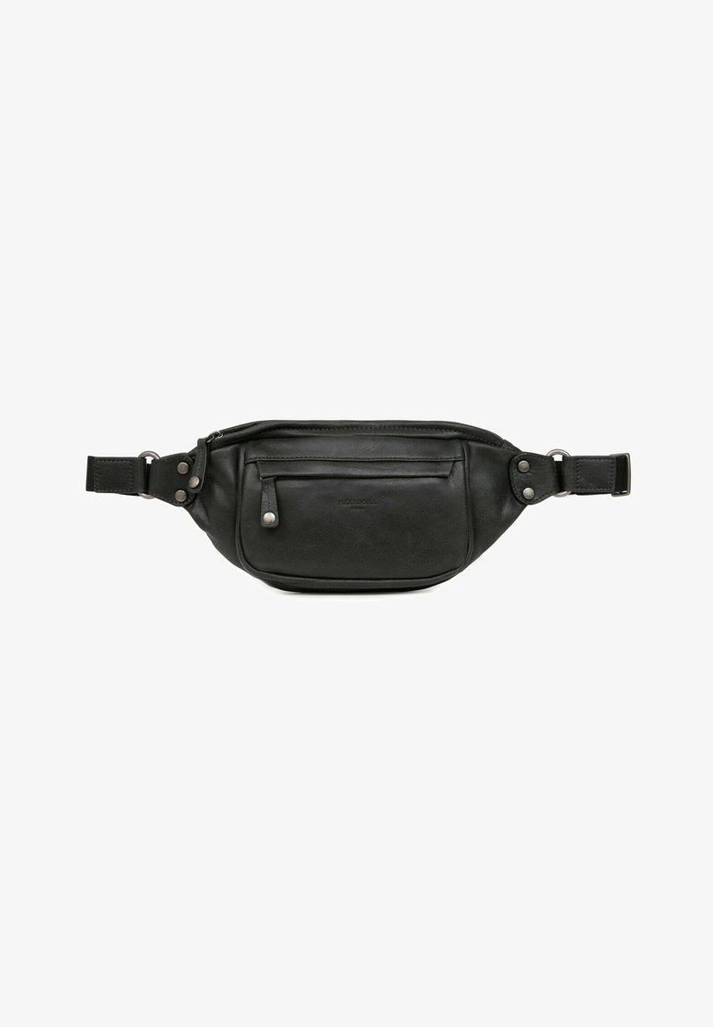 Borsa in pelle nera a vita con una silhouette curva, dotata di una tasca frontale con zip, hardware accentato e una tracolla regolabile.